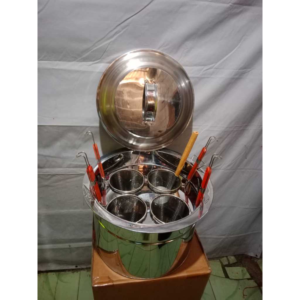 PANCI MIE AYAM STAINLESS / DANDANG MIE KOCOK / BULENG 4 LUBANG / DANDANG MIE AYAM BULAT
