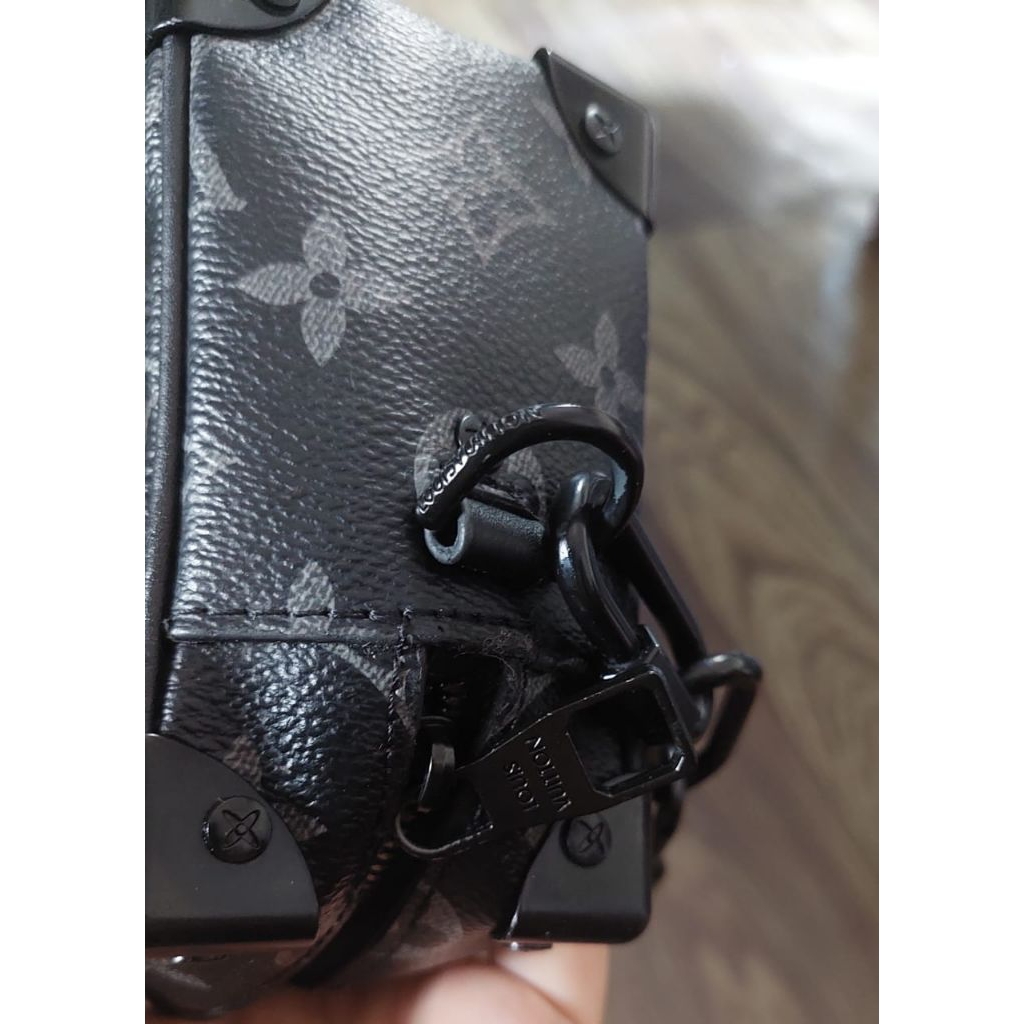 Tas luxury slempang LV Trunk slingbag