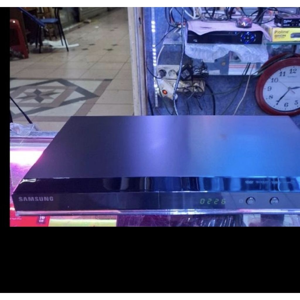 DVD SAMSUNG FULL HDMI COAXIAL AUDIO DVD SAMSUNG DVD -D530 FILL HDMI DVD VCD MP3 MP4 USB MOVIE SAMSUN