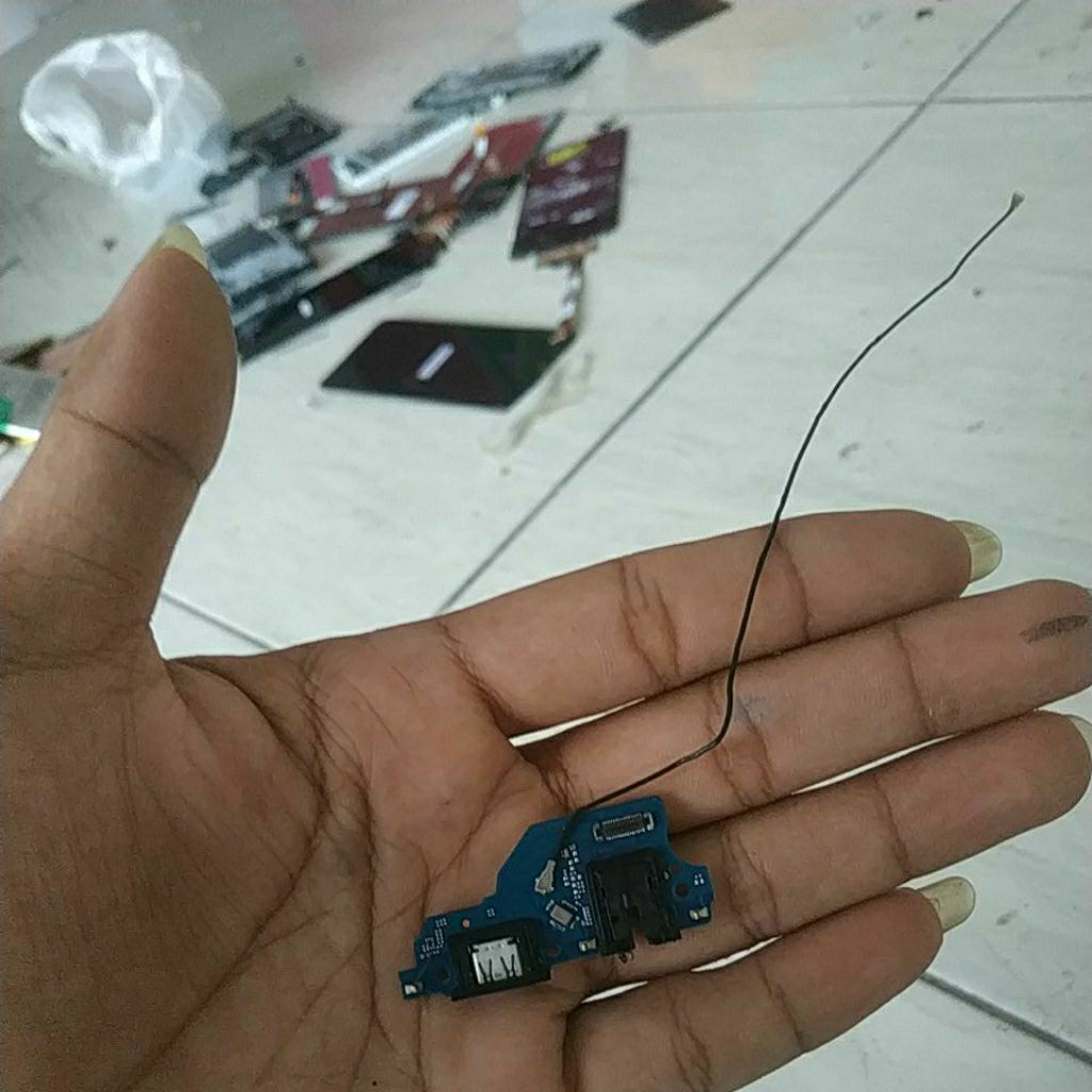 board cas bekas kw Realme c21