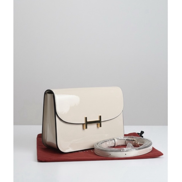 NEW Tas Hush Puppies Emberly in Beige White Women Bag Shoulder Bag Wanita Hush Puppies Warna Putih