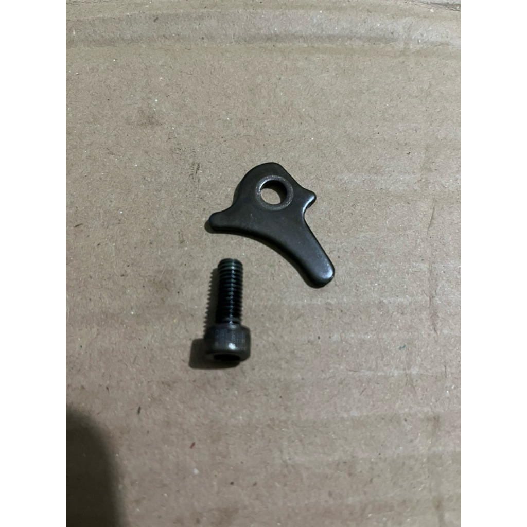 PLAT PENAHAN BEARING AS HOUSE KOPLING TIGER REVO TIGER 2000 ORIGINAL COPOTAN