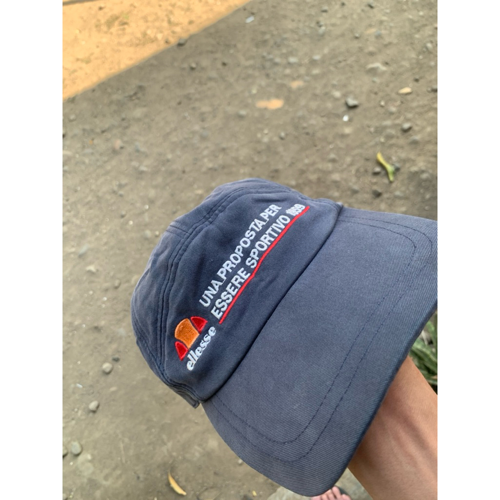 Topi ellesse sportivo