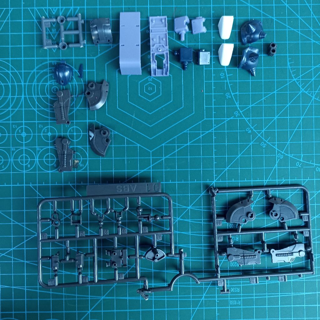 sisa part hgto 1/144 zaku duijui