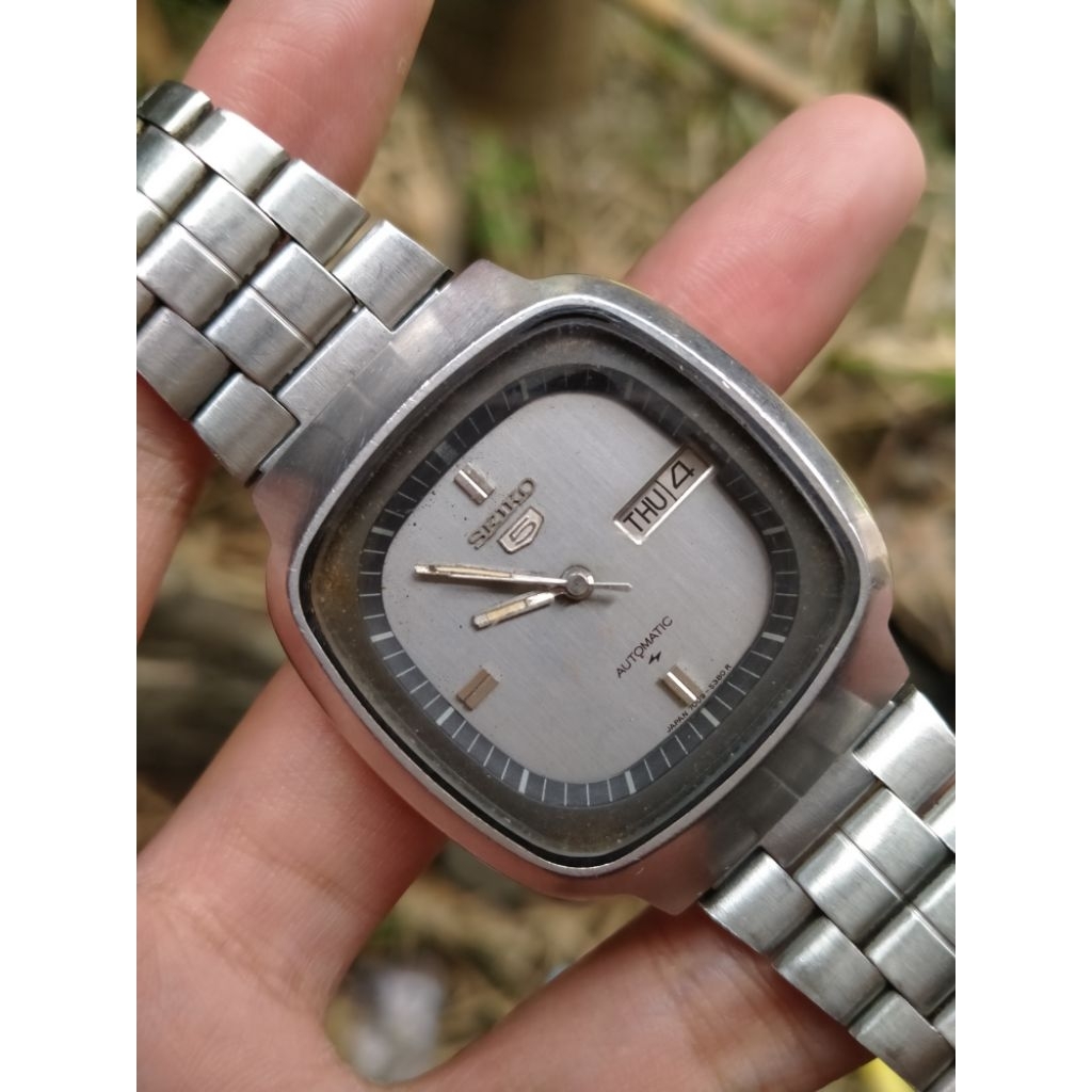 Seiko 7009-511A  Vintage Automatic Grey Dial