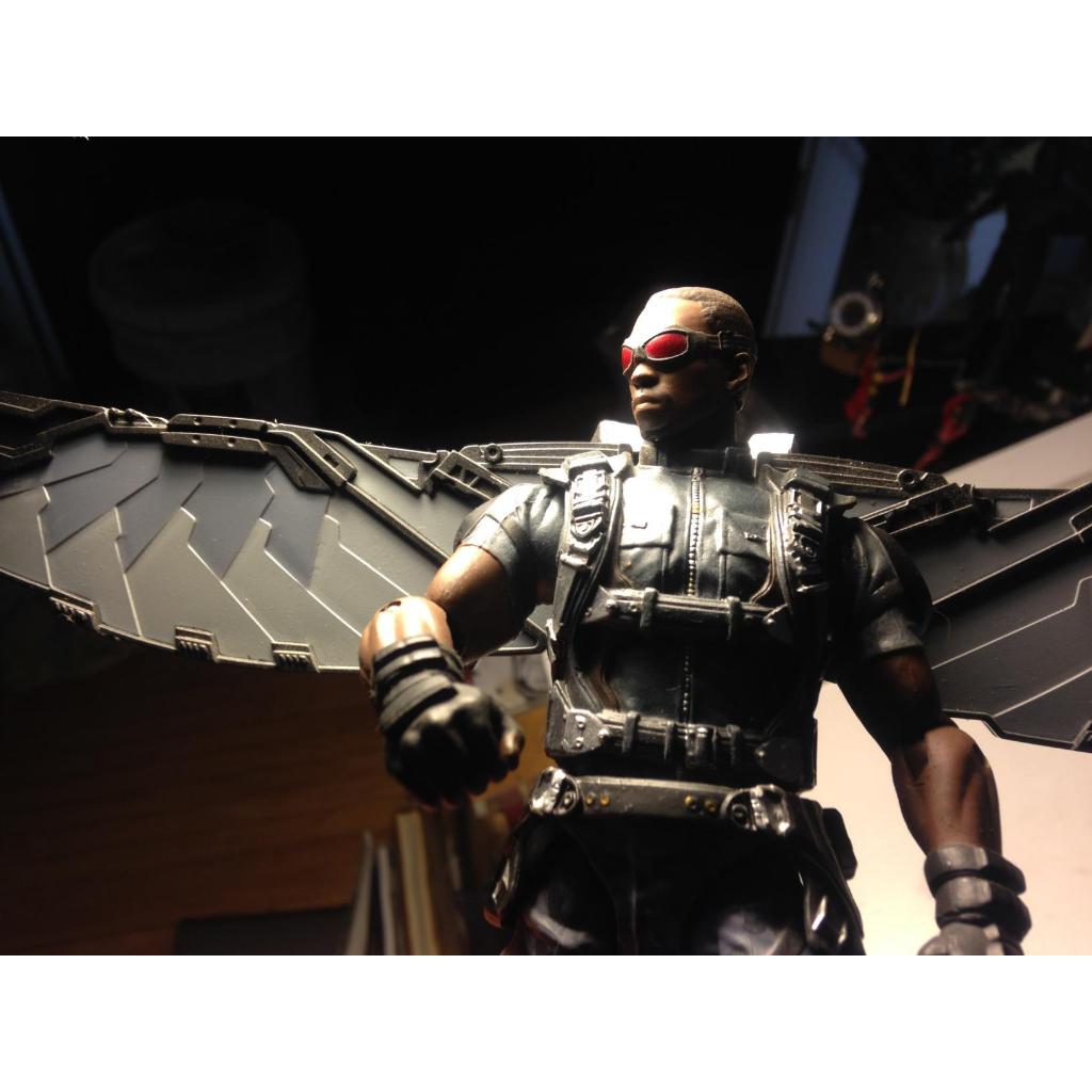 Diamond Select Toys Marvel Select: Captain America 2 The Falcon Action Figure