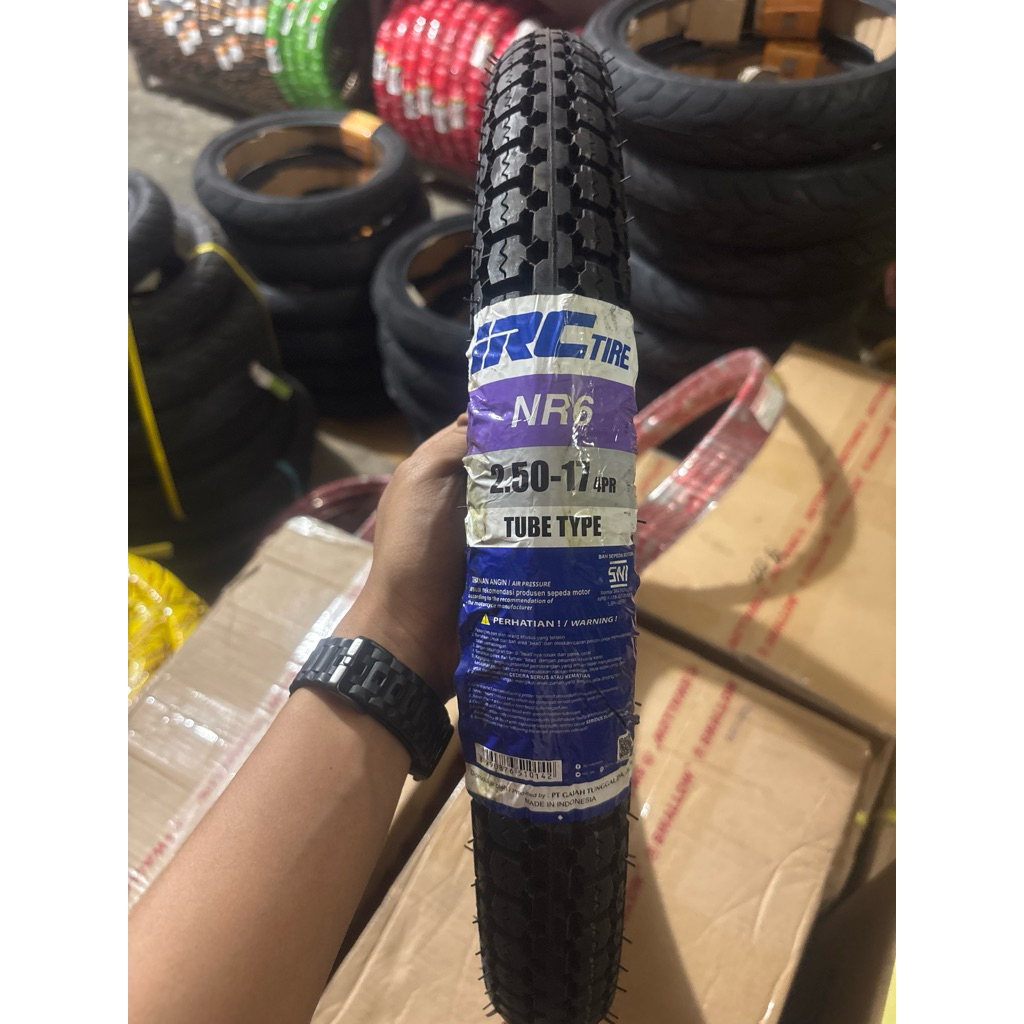 IRC NR6 2.50-17 RING 17 TUBETYPE