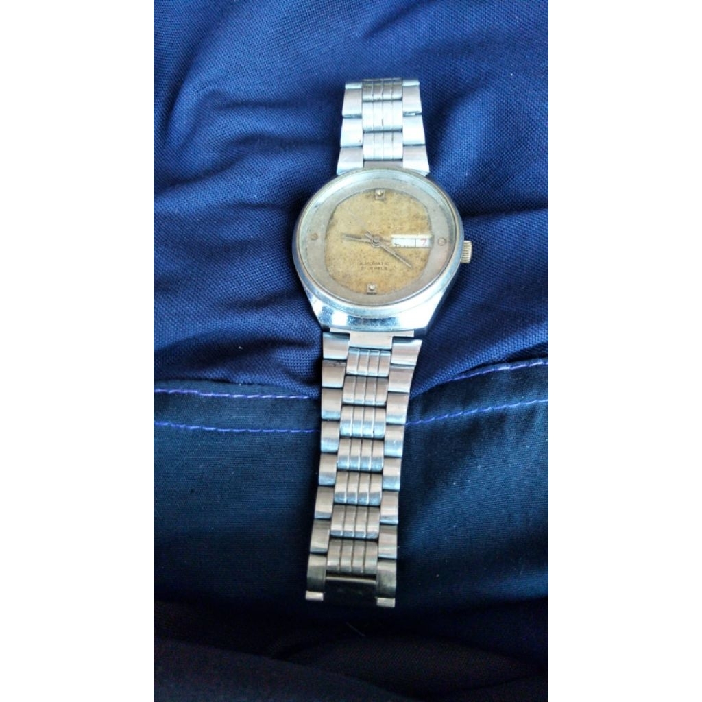 Jam tangan merk Titus kondisi mati