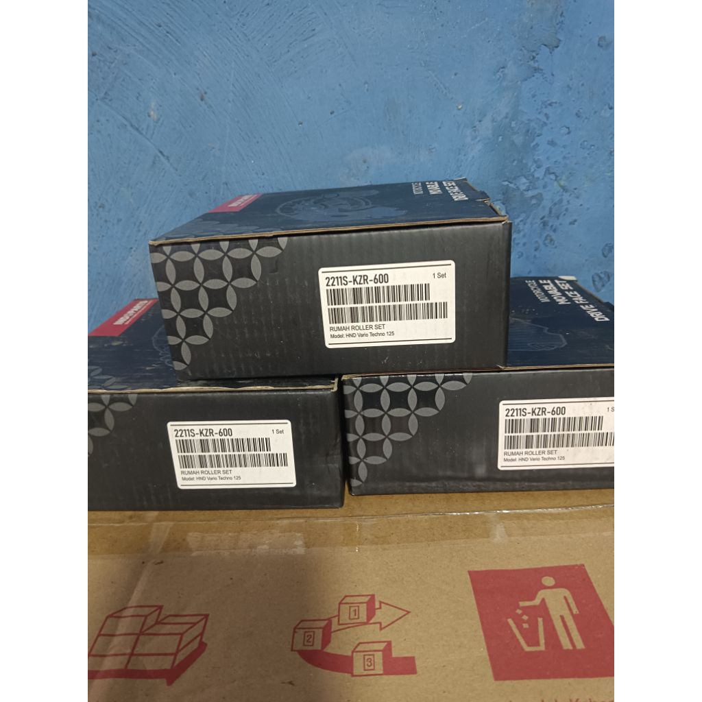 RUMAH ROLLER SEAT KZR indopart vario 125
