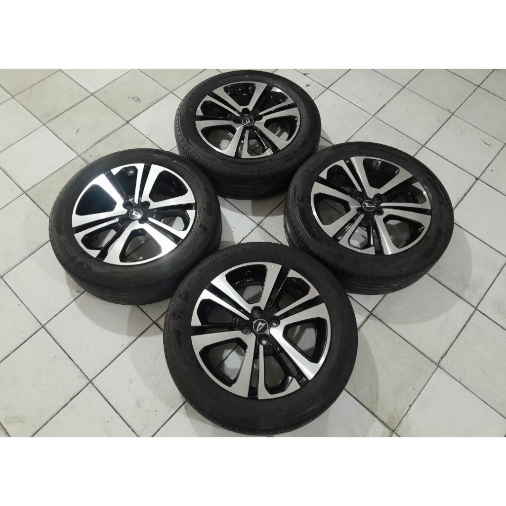 Velg pelek mobil Second murah oem Daihatsu Rocky ring 17
