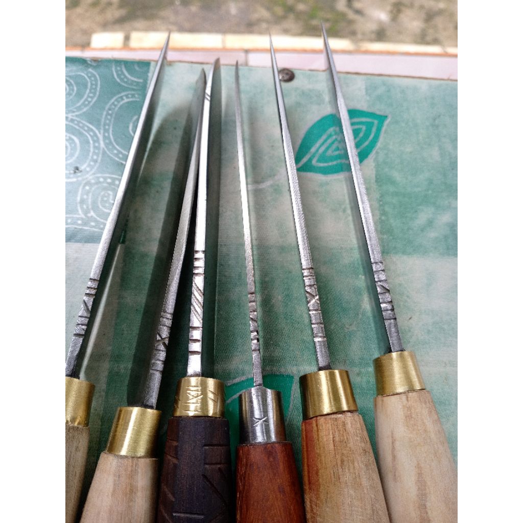 Pisau daging tebal bahan baja per asli Banten