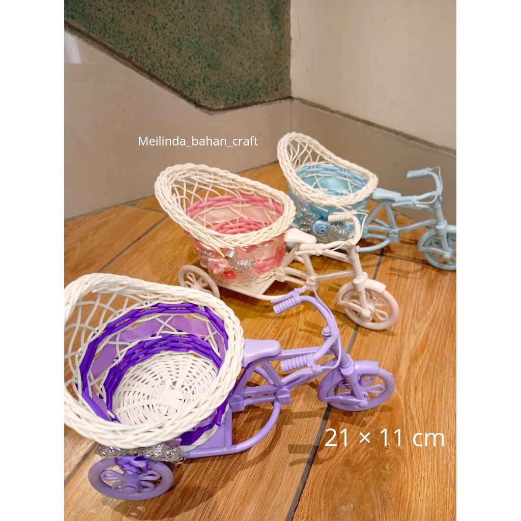 (1 pcs) VAS BUNGA MODEL SEPEDA / VAS BUNGA SEPEDA ROTAN / KAYU DUCO / HIASAN PAJANGAN