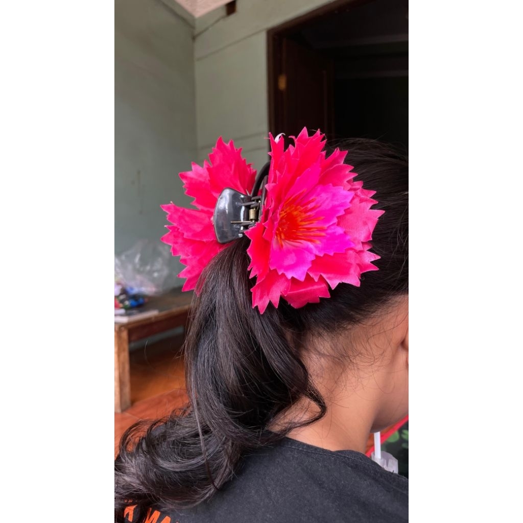 Jepitan Rambut Jedai Bunga besar