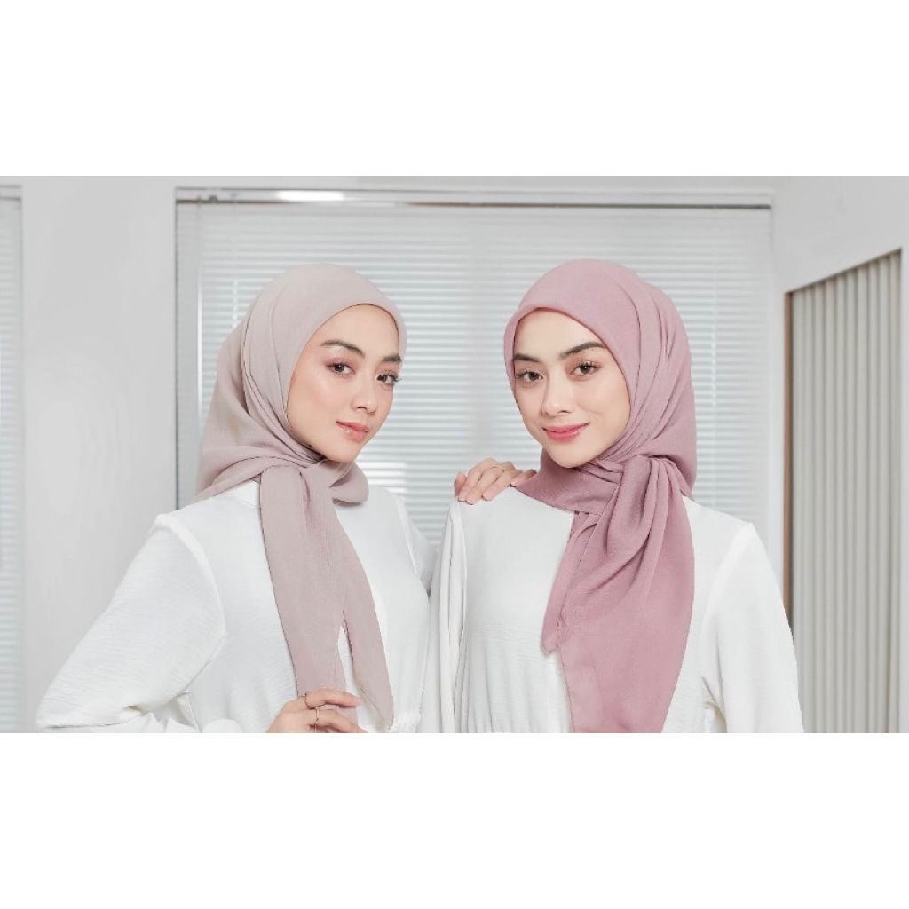 ZEEANA - Plain square