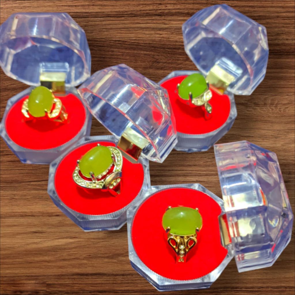 Cincin Wanita Batu idocrase hijau plus kotak