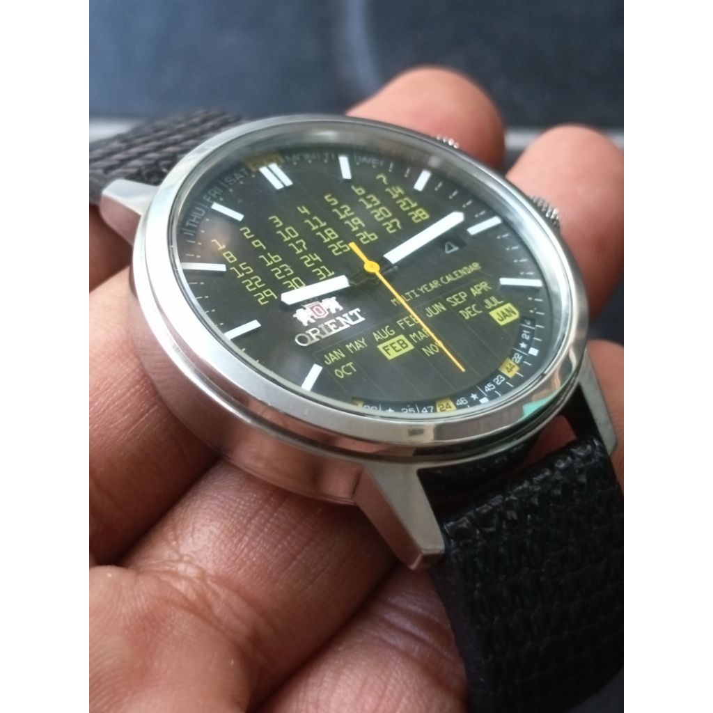 Jam Tangan Pria ORIENT MULTI YEAR CALENDAR Japan Kondisi mulus Seperti Baru dan berfungsi Normal