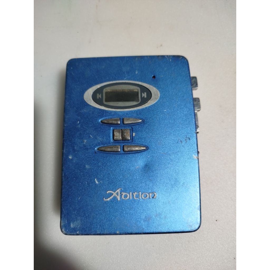 wokmen radio tape jadul minus belum di cek