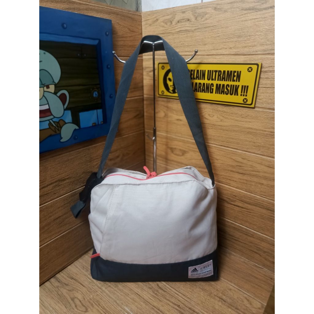 Tas second slempang messenger bag