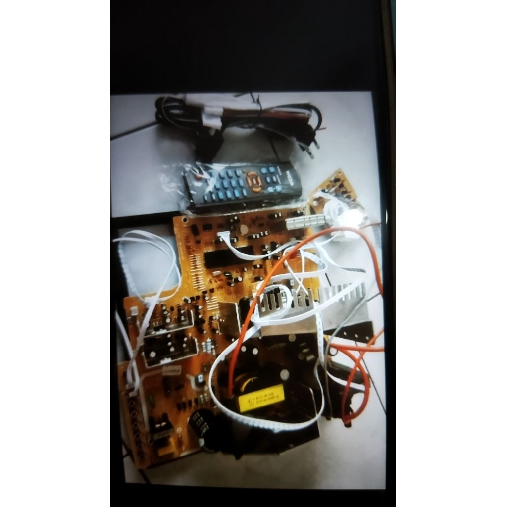 Mesin TV 29 inch Slim Analog WCOM