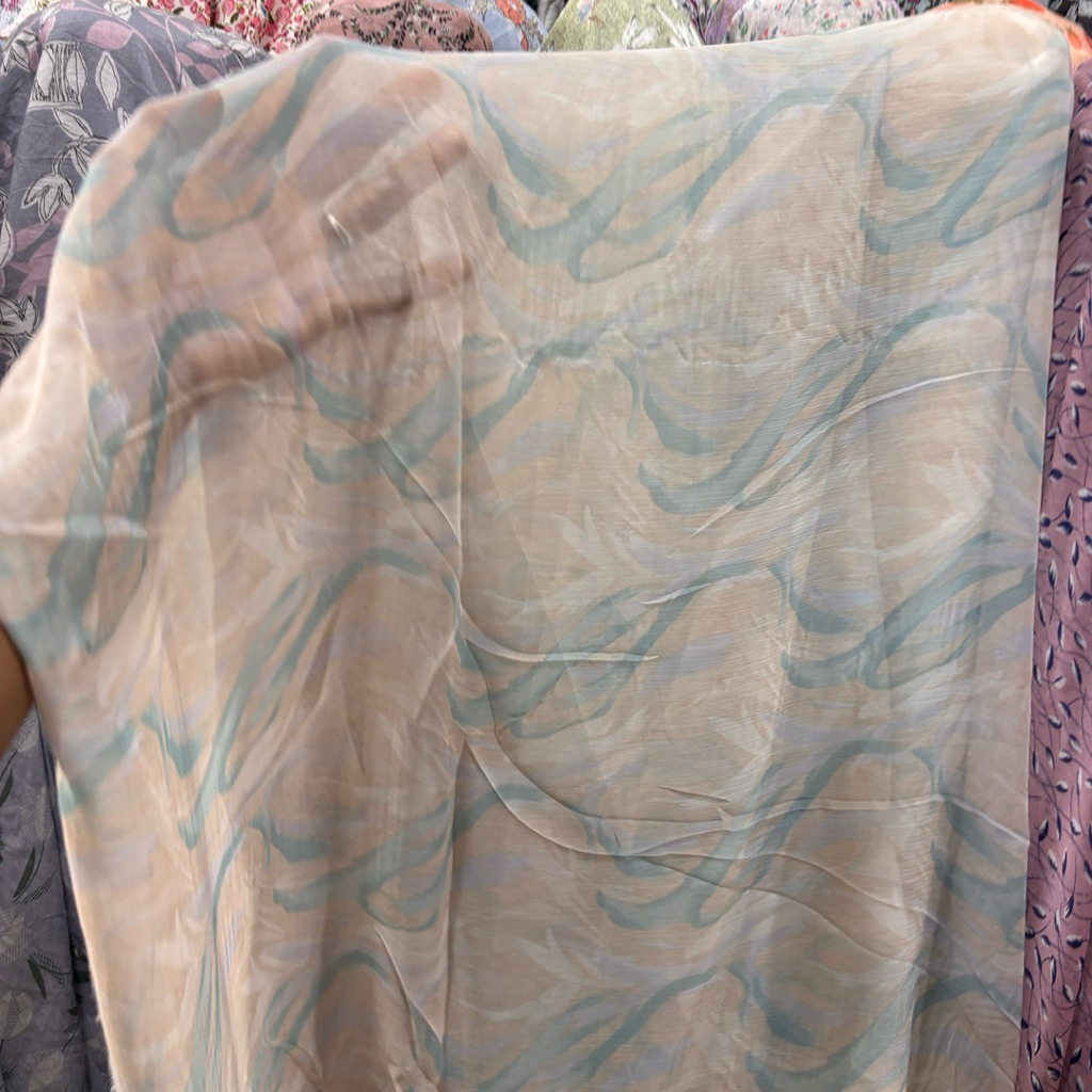 Kain Sifon Sutra Motif Bunga kecil – Adem, Ringan & Elegan untuk Gamis, Blouse & Dress kebaya lq