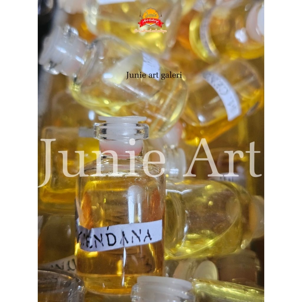 Minyak Wangi Cendana Kuning cendana Sulingan ntt Murah kode mykw5