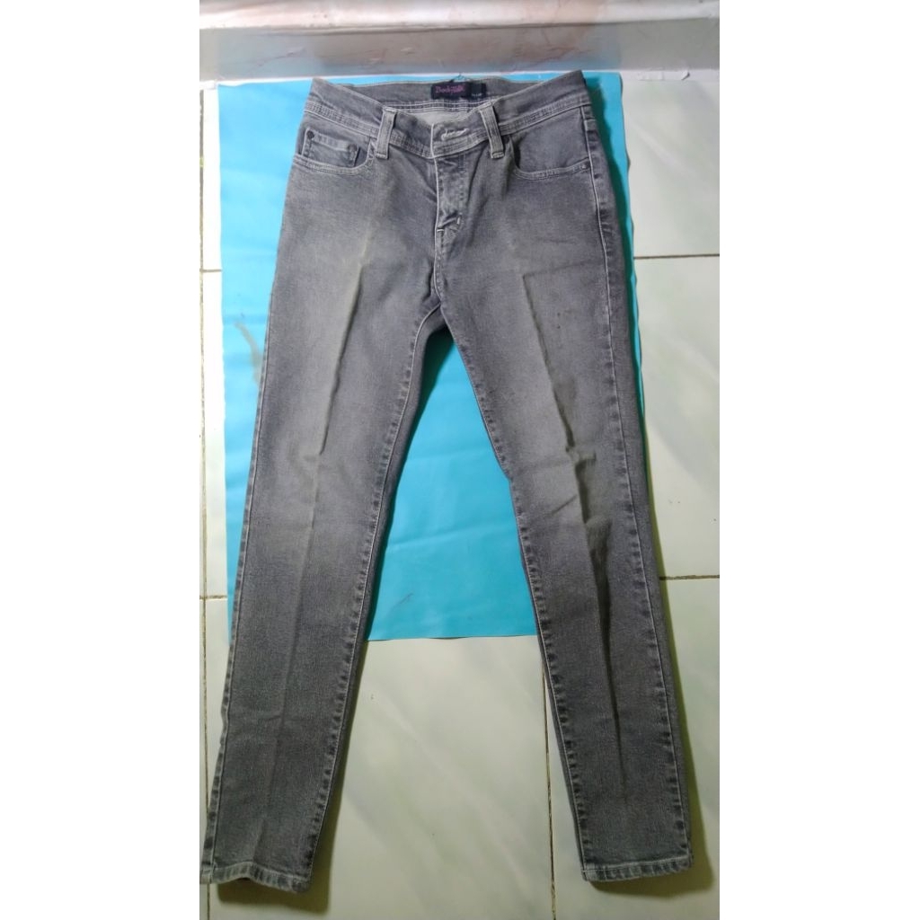 PRELOVED #131 BODY TALK BY LOGO ORI CELANA JEANS WANITA ABU
