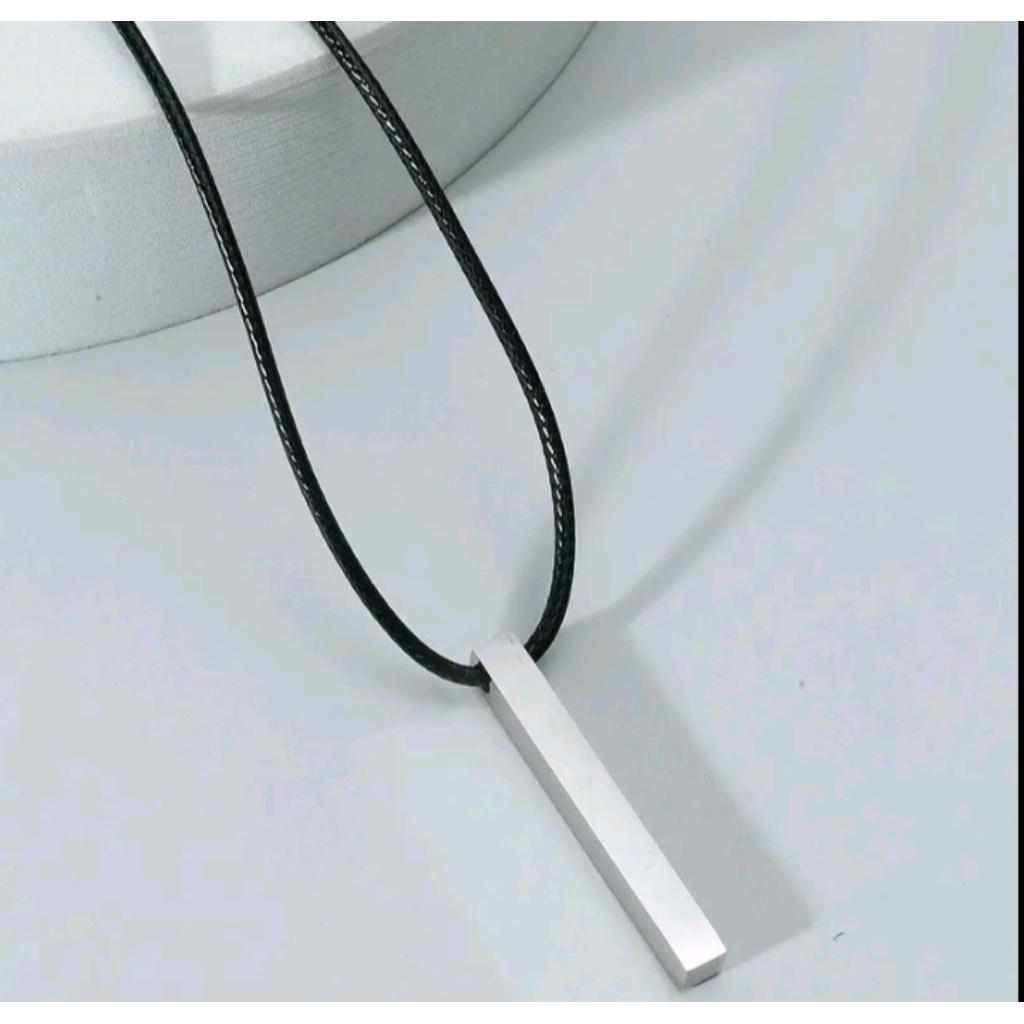 KALUNG TALI HITAM LIONTIN BALOK PRIA & WANITA MODEL KEKINIAN