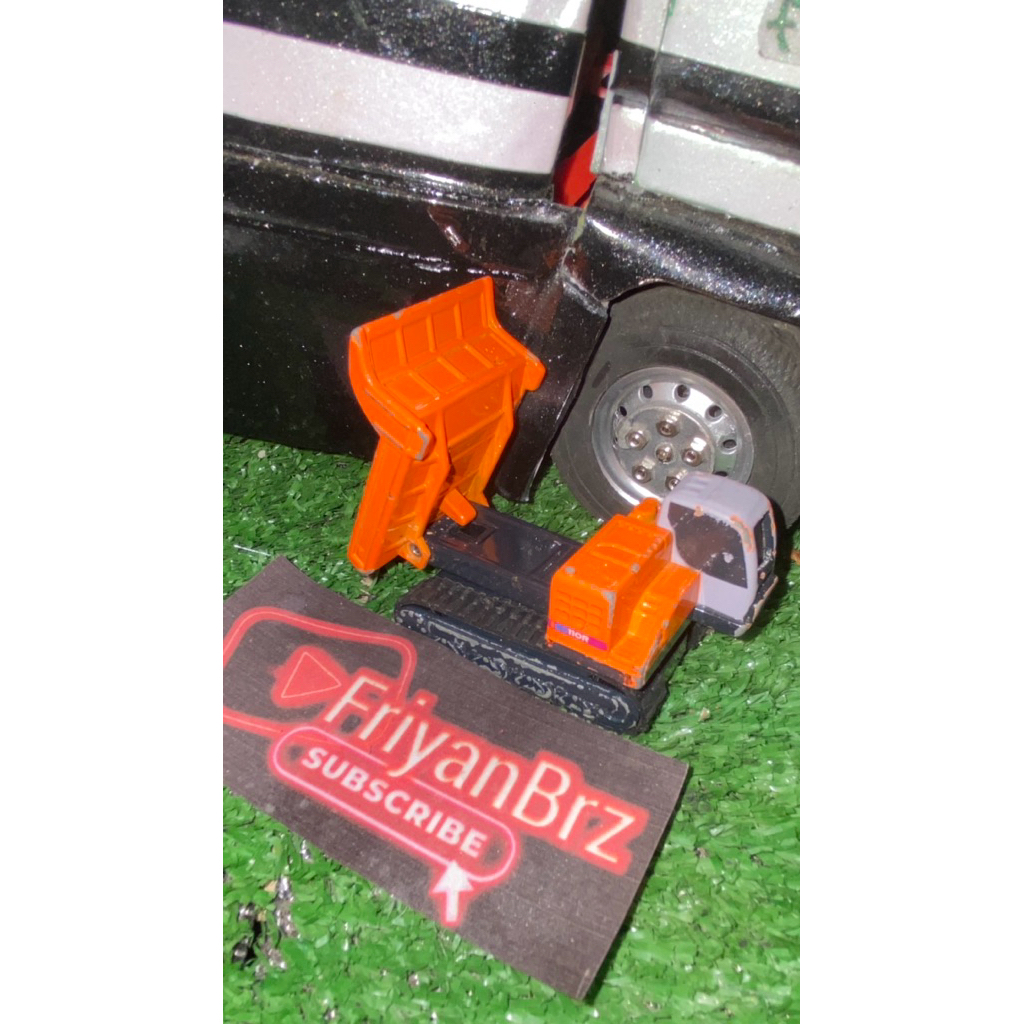 Diecast Tomica truck Hitachi dump truck loose