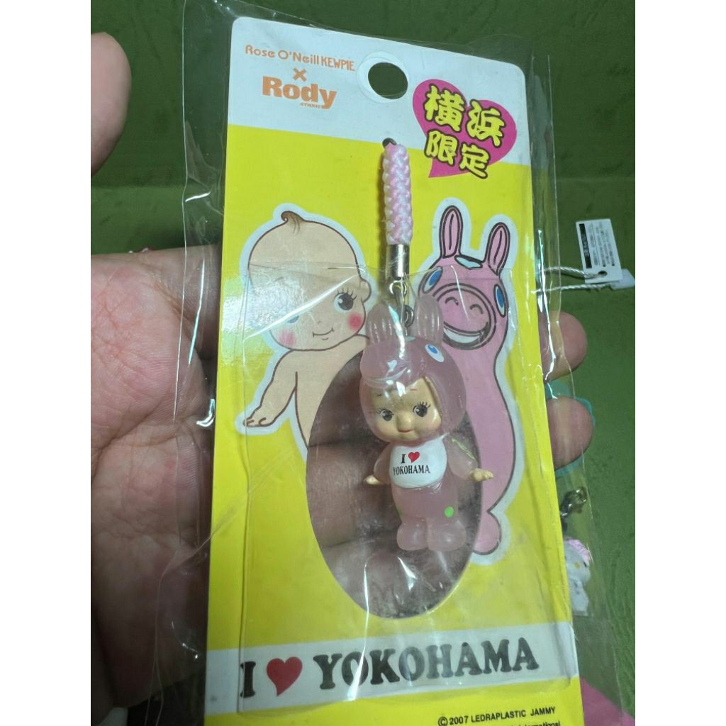 trinkets keychain kewpie rose o'neil x rody ganci jepang