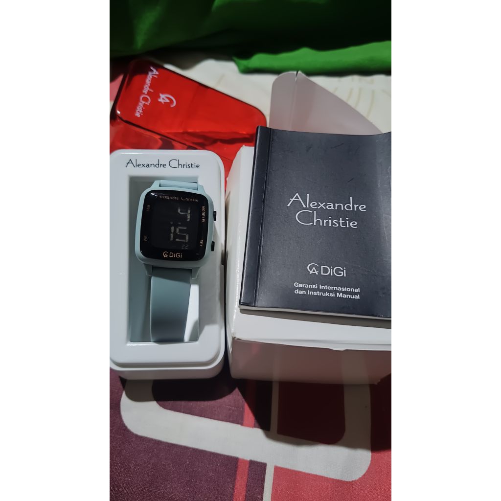 jam Alexandre Christie second