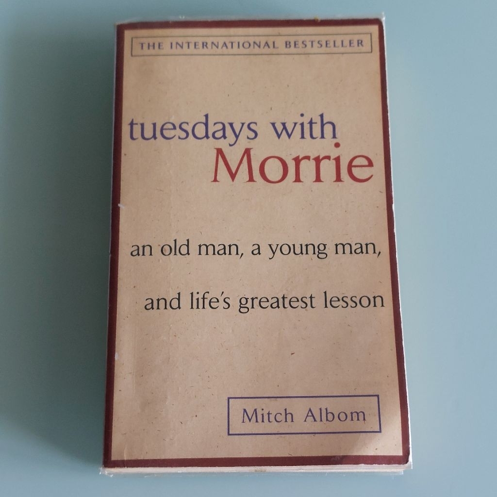 AR PRELOVED Tuesday with Morrie by Mitch Albom English Book
