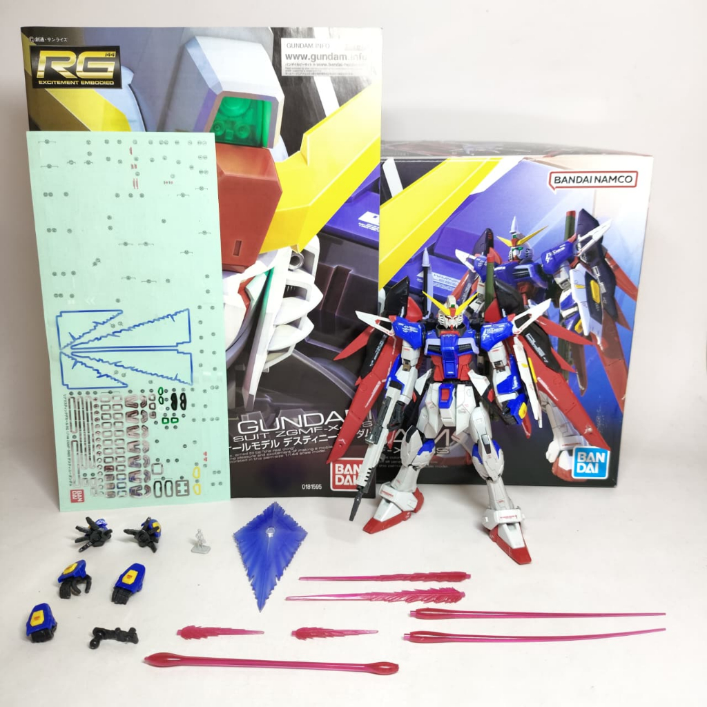 Bandai RG Destiny / Model Kit Gundam 1/144 2nd Sudah Rakit R256