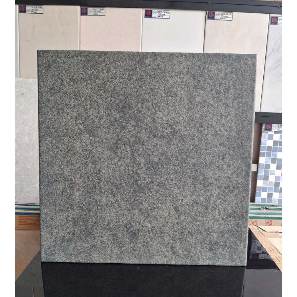 KERAMIK 50X50 EVEREST NERO MULIA