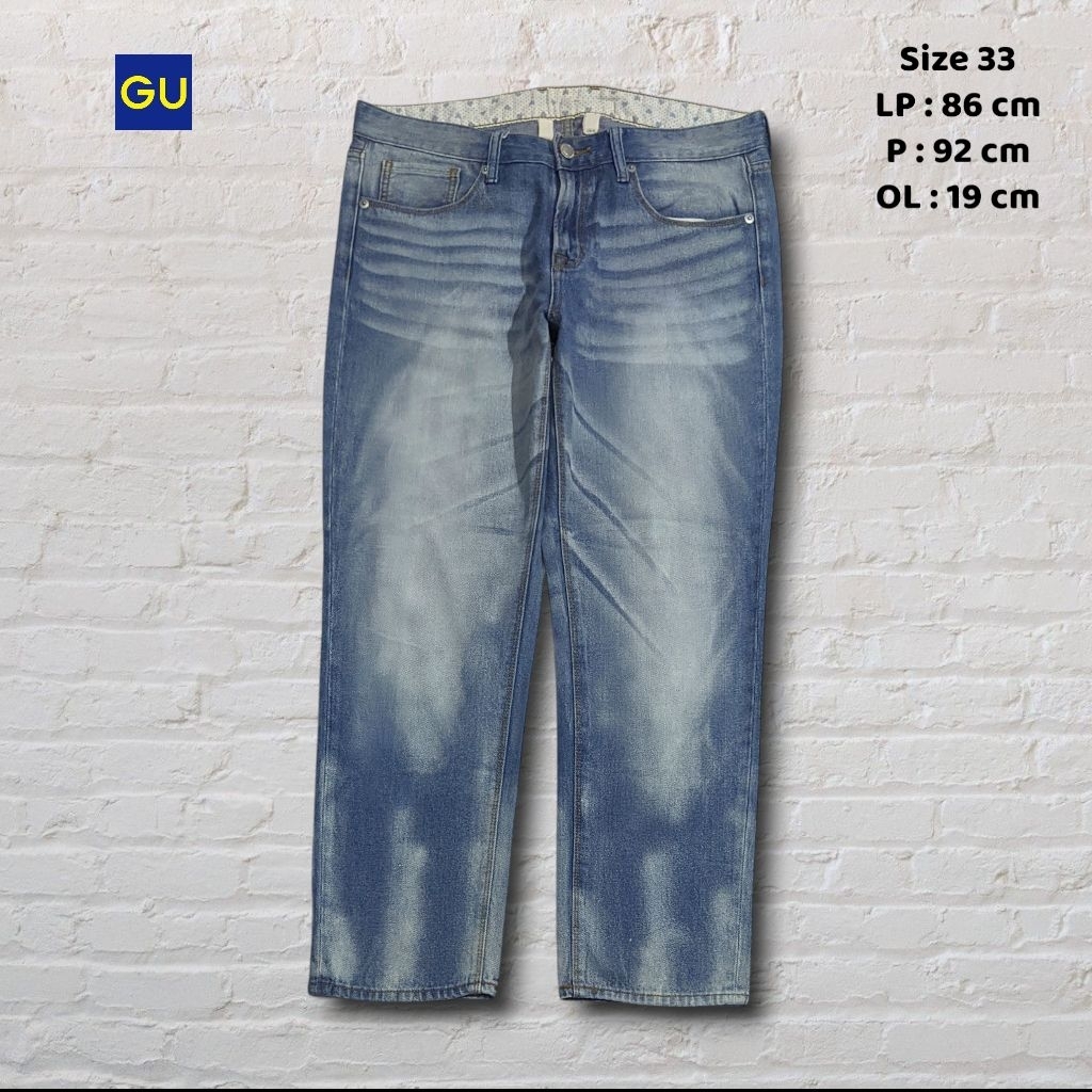 Size 33 Celana Panjang Longpants Jeans GU Blue Washed Fading Regular fit    Second Preloved #CJ58A