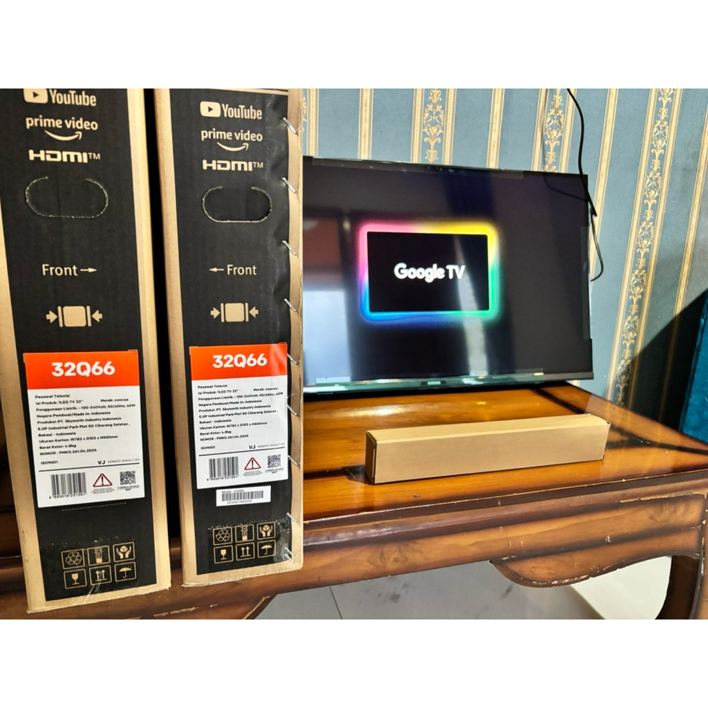 Coocaa 32 Inch Layar QLED