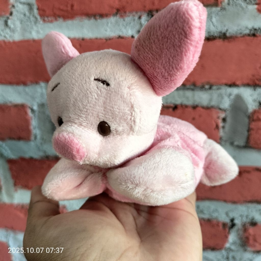 BONEKA PIGLET WINNIE THE POOH AND FRIENDS ORIGINAL