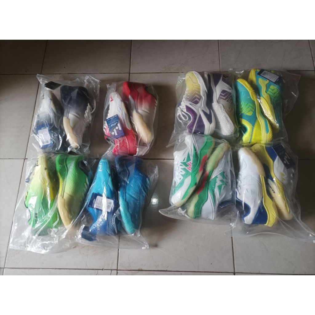 SEPATU BADMINTON / RUNNING LEFUS NEW
