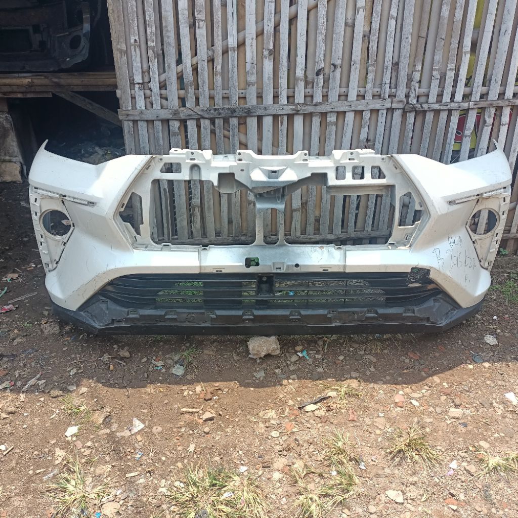 Bumper depan Avanza Veloz 2022 2023 2024
