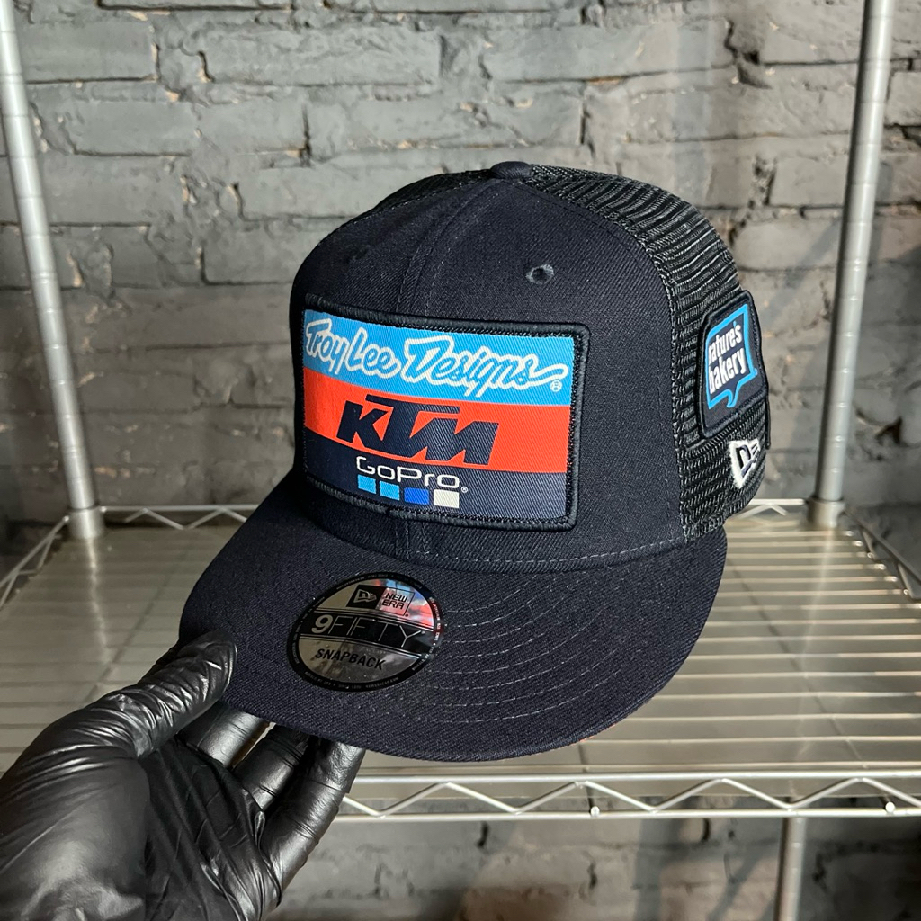 Topi trucker new era x ktm troy lee x adinda