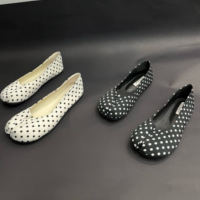 SEPATU TABI POLKADOT