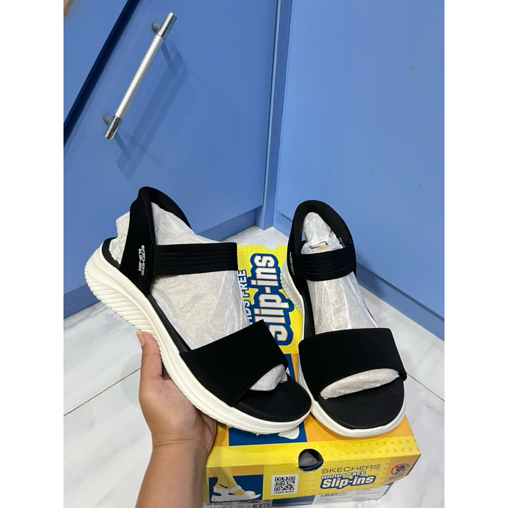 Sepatu sandal platform Skechers women hitam putih slip ins ukuran 40 sale 70% (119804/BLK)
