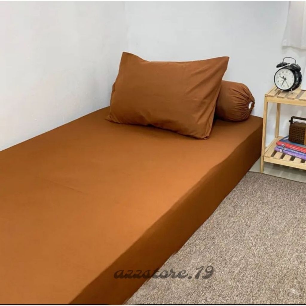 sprei resleting polos ukuran single bahan adem nyaman dipake
