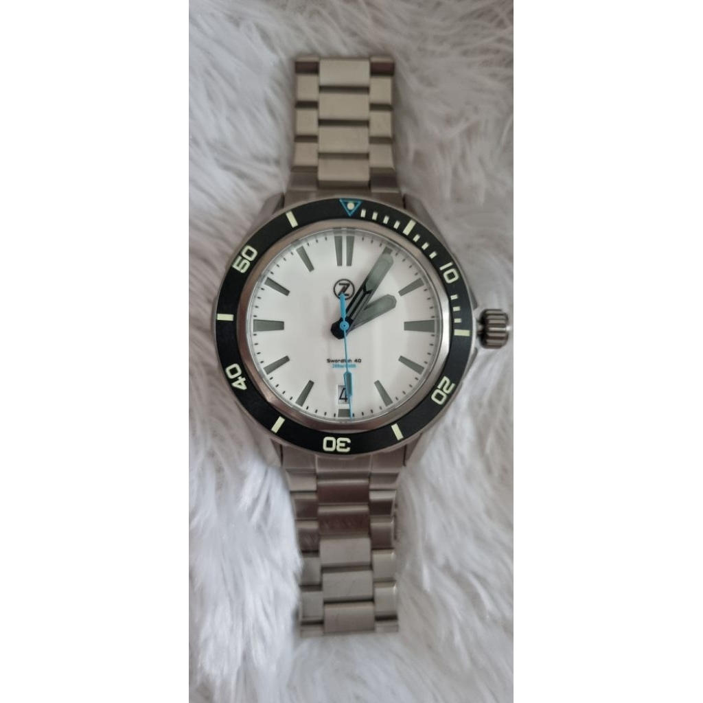 Zelos Swordfish Diver Watch 40 200m Hamilton Seiko Oris limited edition
