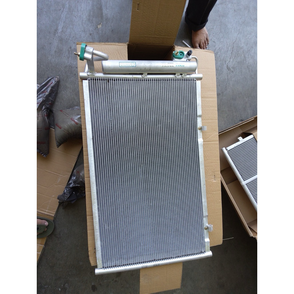 Condensor Kondensor Ford Fiesta