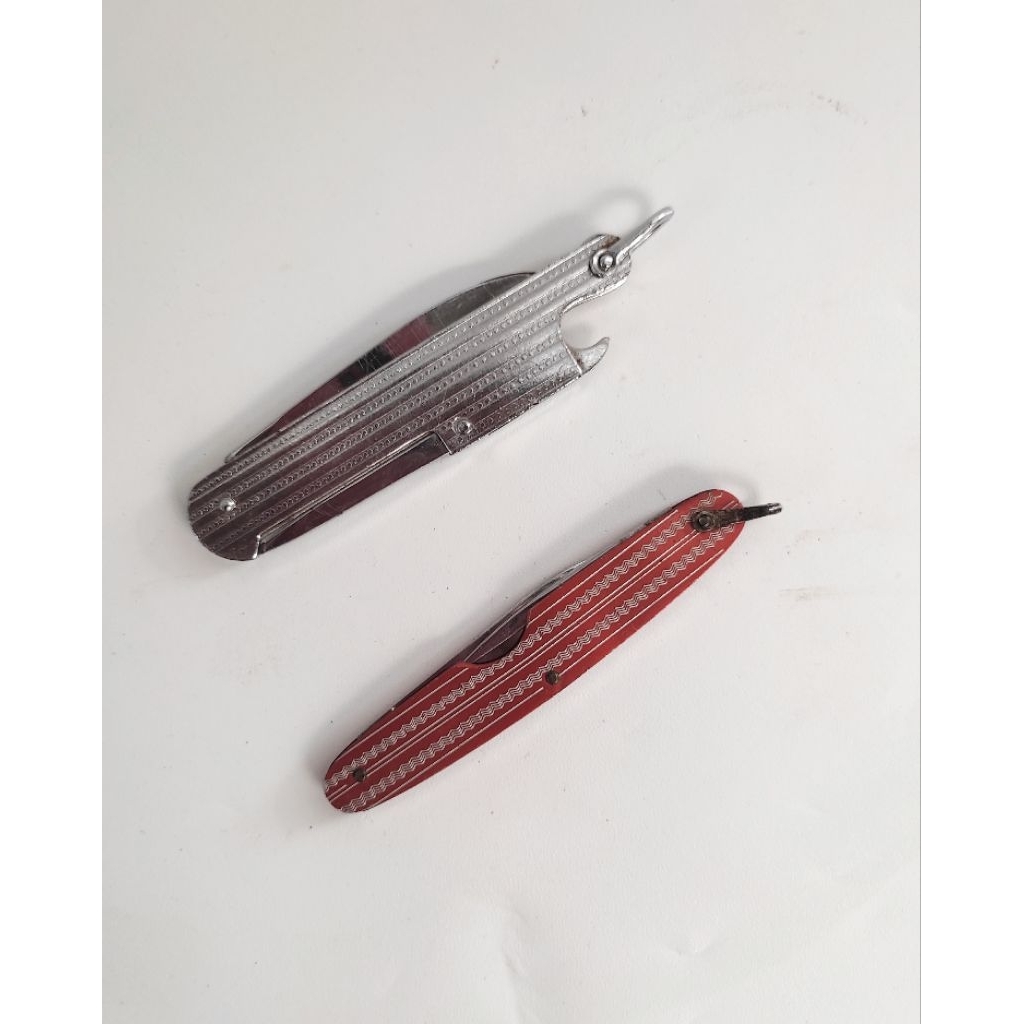 DUA BUAH PISAU LIPAT KECIL JADUL VINTAGE