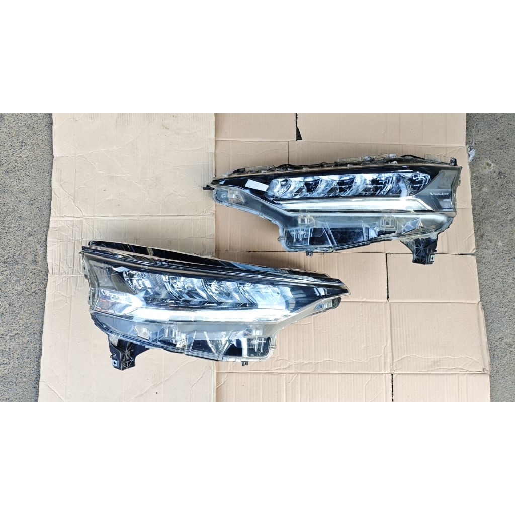 LAMPU DEPAN AVANZA VELOZ 2021 2022 ORIGINAL SECOND