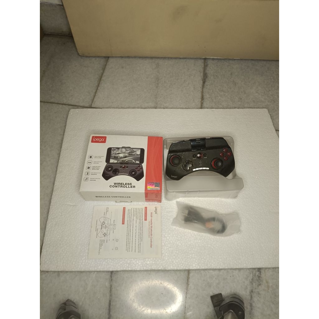 IPEGA PG-9025 Wireless Controller Bluetooth Gamepad