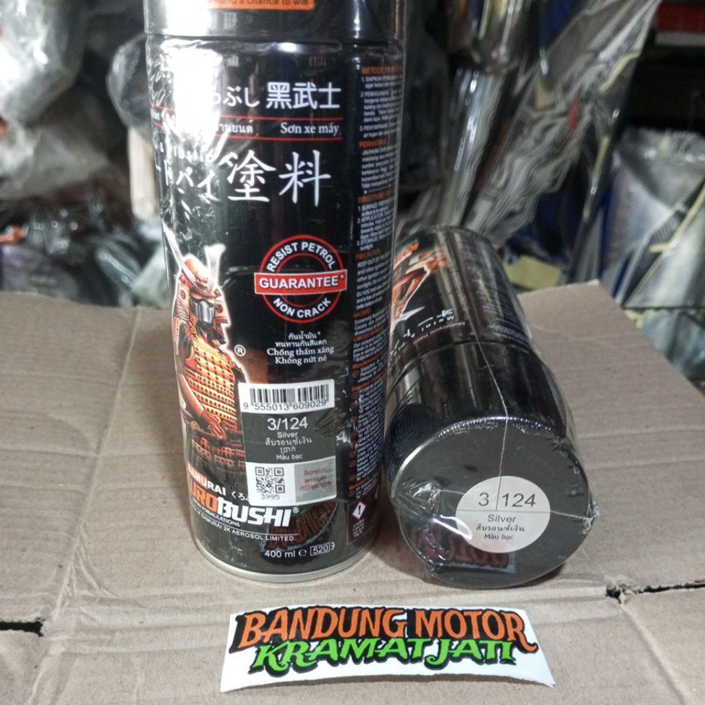 pylok pilok Pilox pylox cat kaleng semprot spray samurai kurobushi 124 silver solid