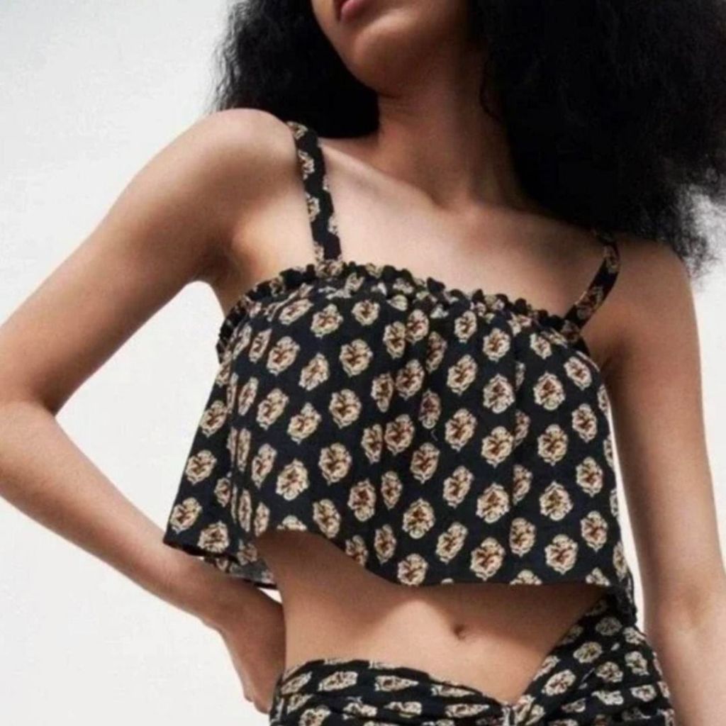 ZARA RUFFLE CROP FLOWY TANK TOP