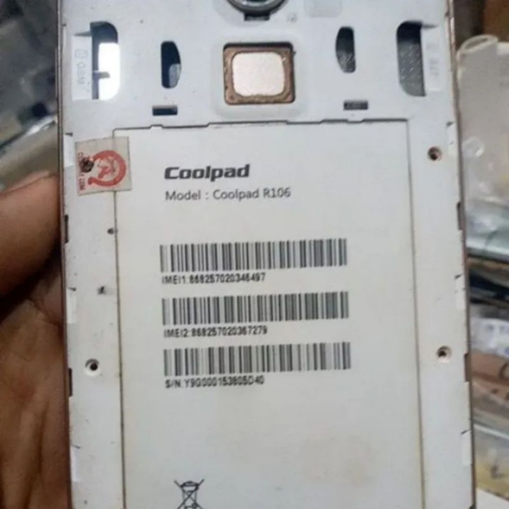 Lcd Tc Retak Hp Coolpad R106 oke.